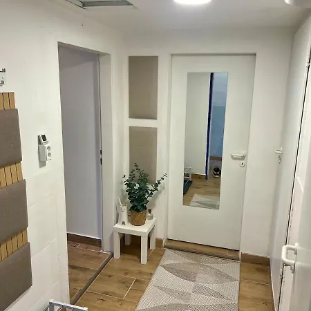 Apartament Gemuetliche Altbauwohnung Nahe Zentrum & Bahnhof